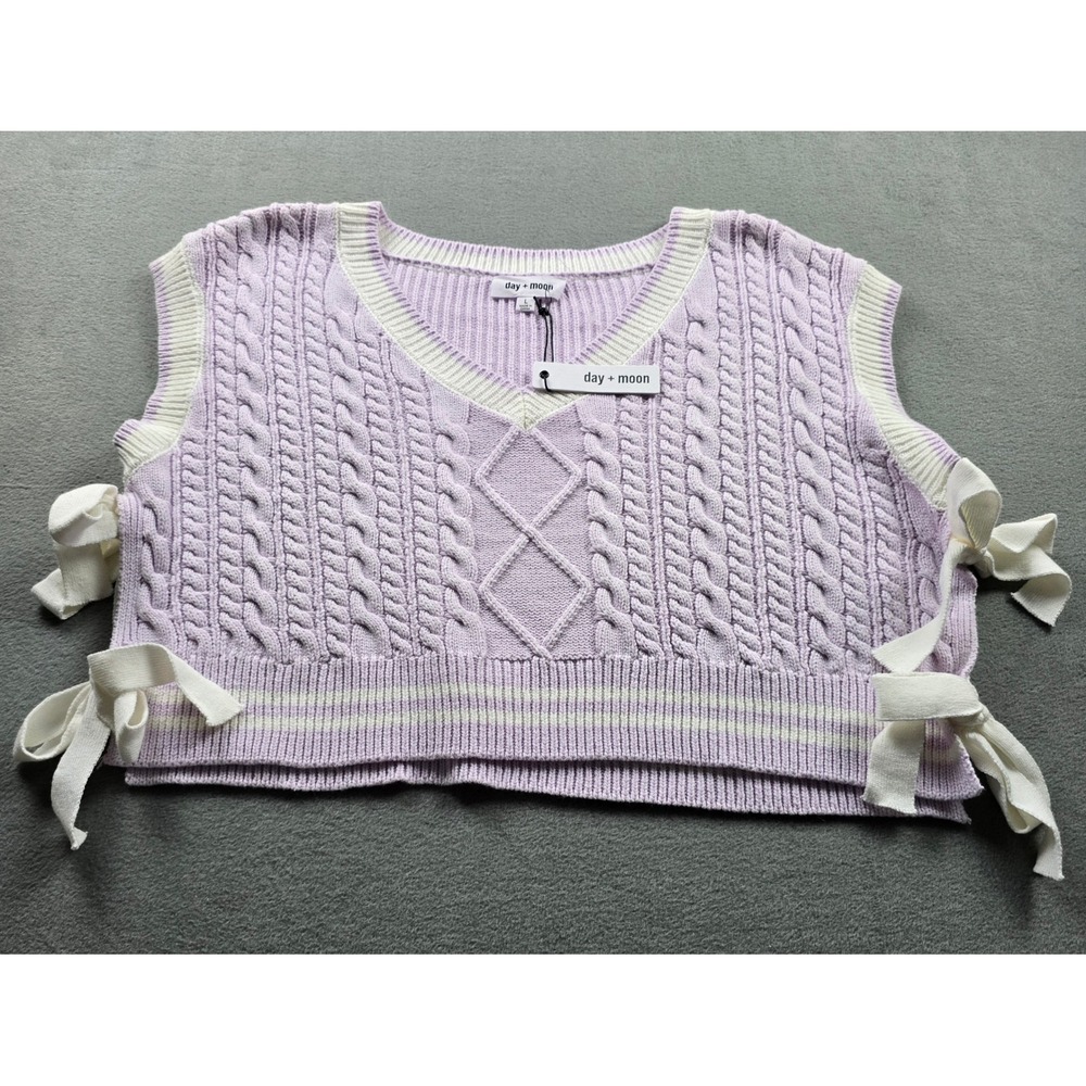 Day + Moon Lavender Cable Knit Sweater Vest Side Bow Ties V-Neck Large A2943